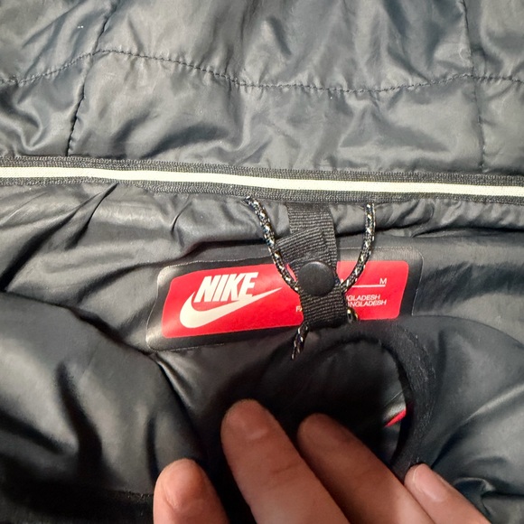 Nike Women's 2in1 black Hooded winter Jacket. - Picture 6 of 6